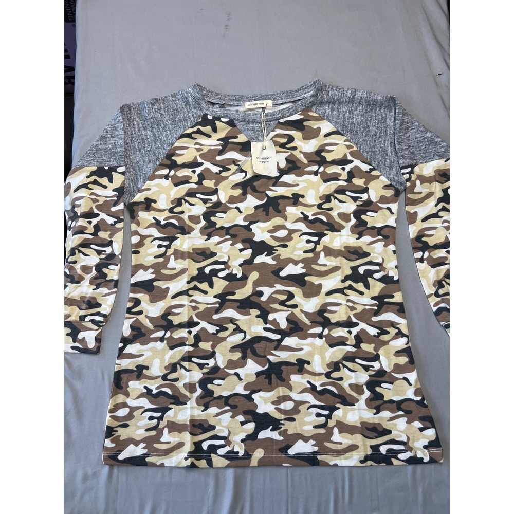 Andthewhy Los Angeles Camo Raglan Sleeve Top Brown Tan Grey Small ATW10677